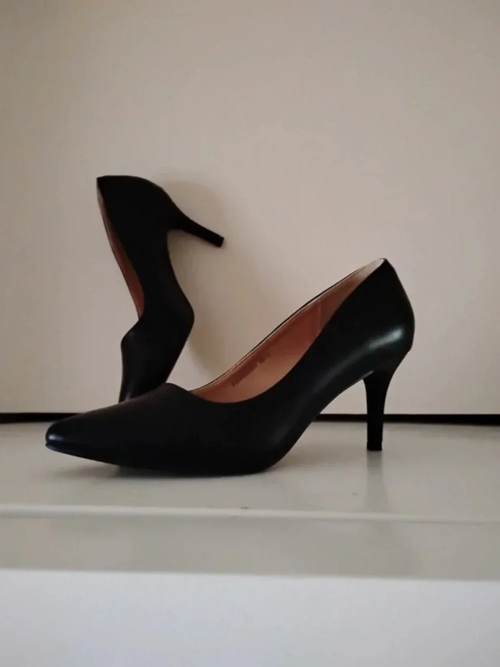 Beautiful Classic Black High Heel Pumps